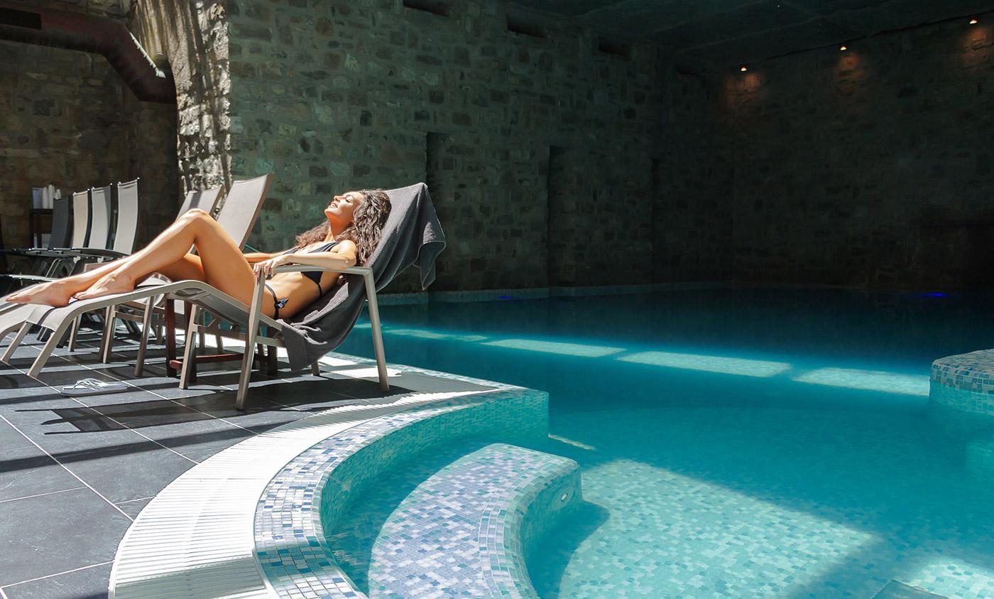 Hotel Helvetia Thermal Spa ปอร์เรตตา แตร์เม ภายนอก รูปภาพ